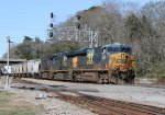 CSX 5260 leads train X583-07 across Raleigh Street